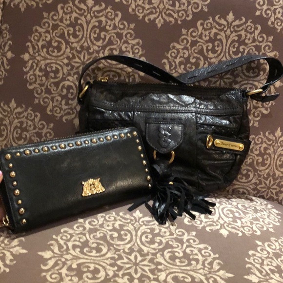 Juicy Couture leather wallet with gold buckle - Picture 2 of 6